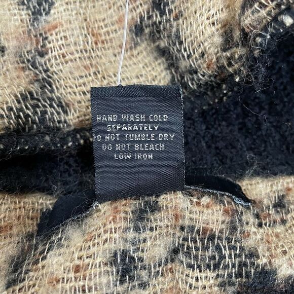 NEW CEJON Cat Lover Turtleneck Poncho - OS - Picture 6 of 6